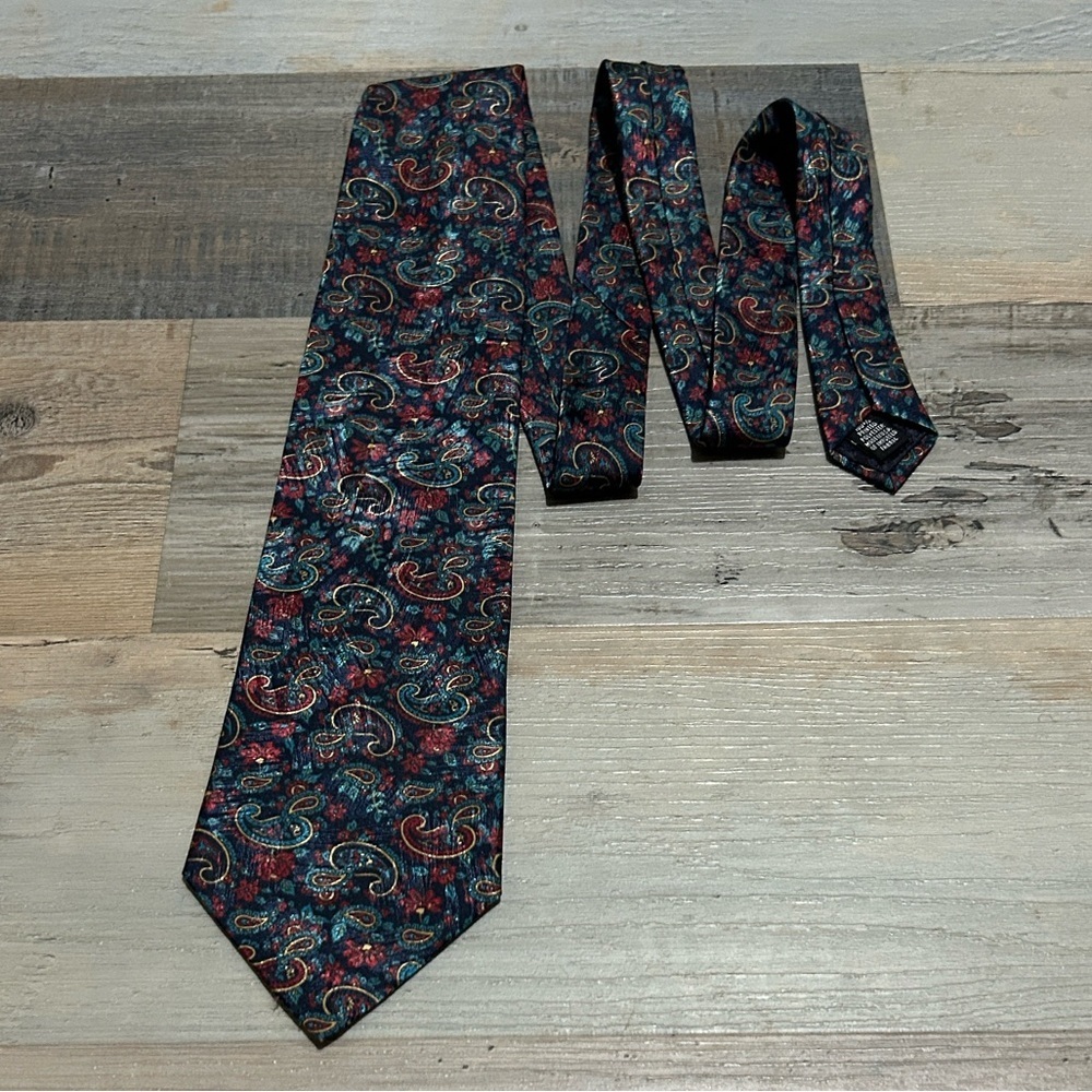 Vintage Christian Dior Blue Floral Paisley Men's Silk Tie Career Business Wear